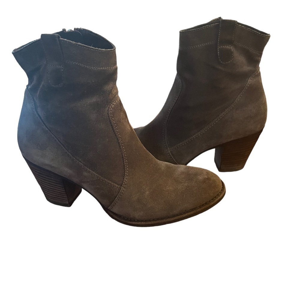 Paul Green Suede Ankle Boots / Brown